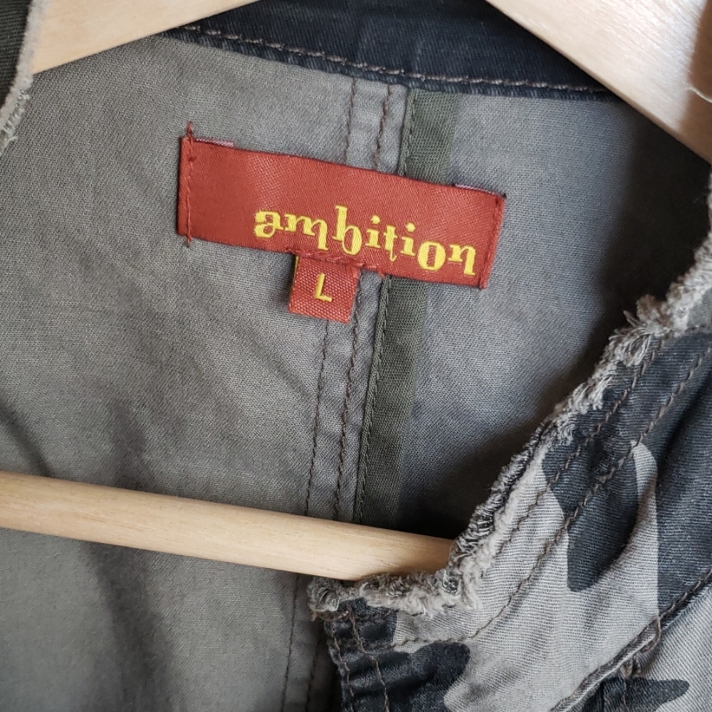 Ambition Jacket - Picture 4 of 8